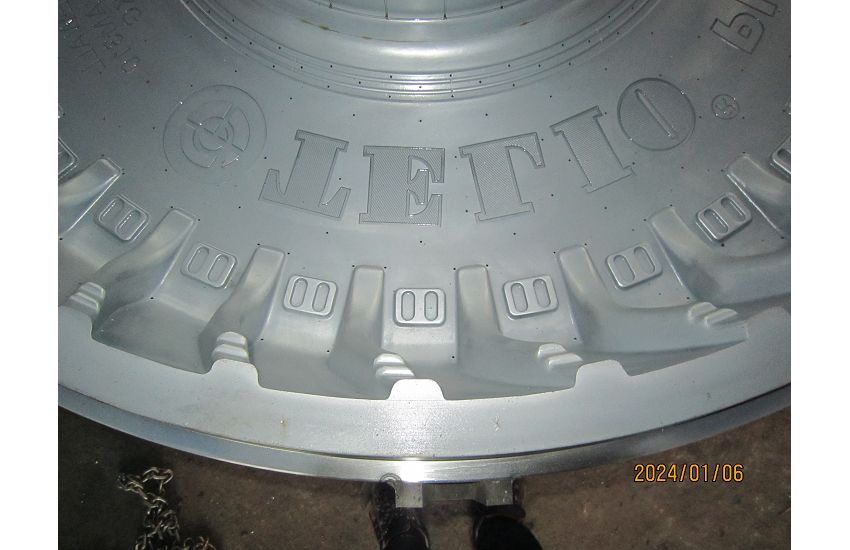 Bulldozer Tire Mold